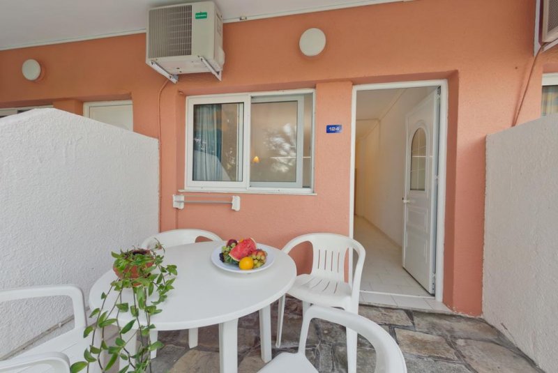 Mendi Hotel - Снимка 10