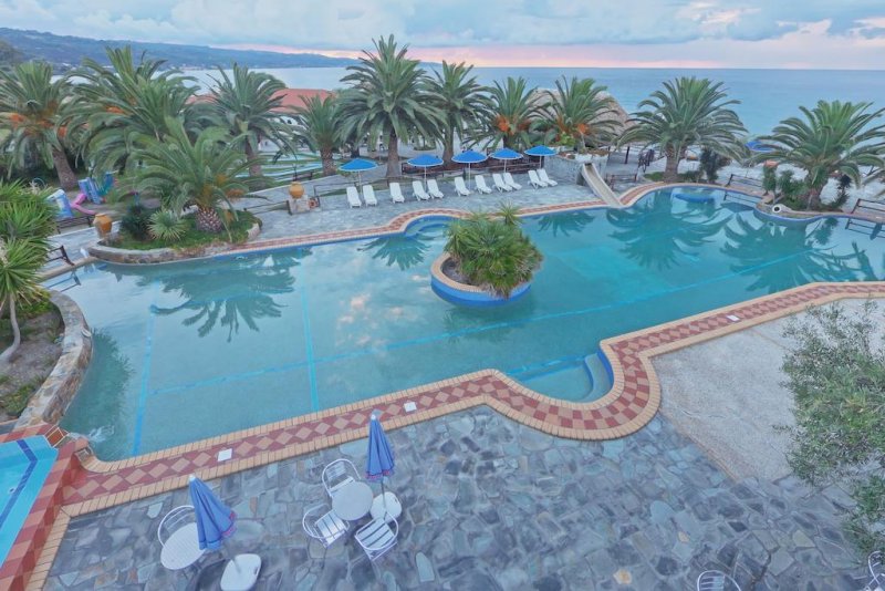 Mendi Hotel - Снимка 5