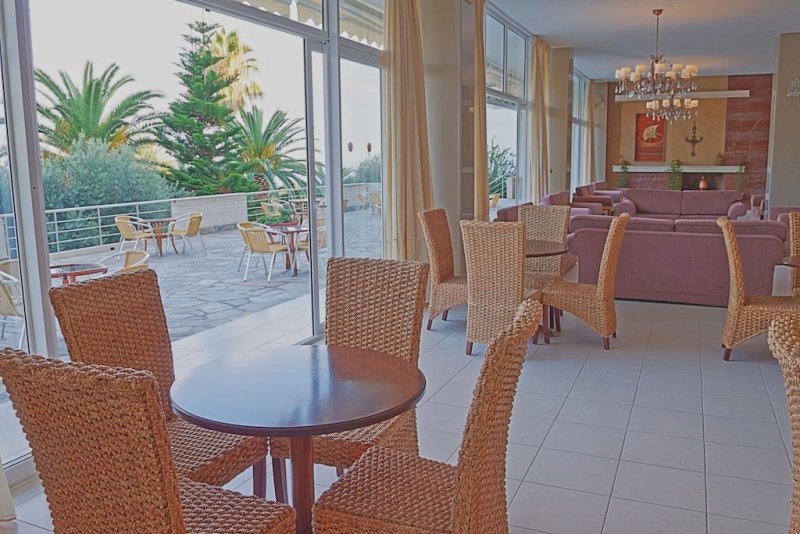 Mendi Hotel - Снимка 1