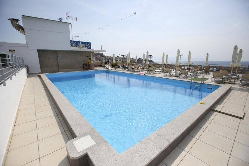 Oceanis Hotel - Снимка 1