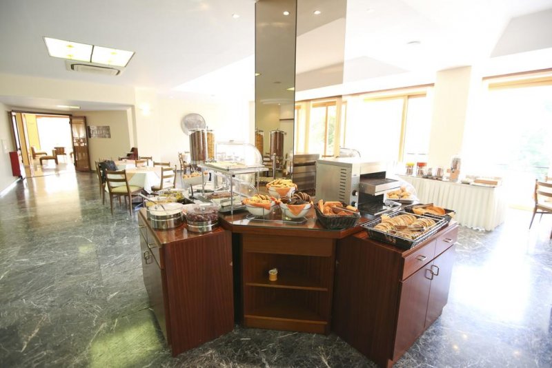 Oceanis Hotel - Снимка 5