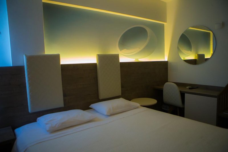 Metropolitan Hotel Thessaloniki - Снимка 4