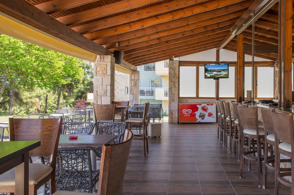 Лято 2020 в Криопиги, Халкидики, Гърция! Нощувка за двама или трима, закуска по избор + басейн в хотел Alkion - Снимка 30