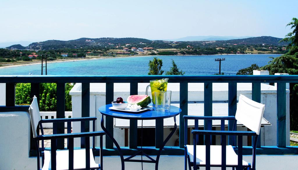 Ранни записвания: 5 нощувки със закуски и вечери в хотел Agionissi Resort 4*, о.Амуляни, Халкидики, Гърция през Юли и Август! - Снимка 3