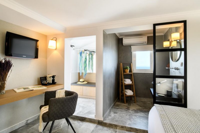 Antigoni Beach Resort - Снимка 3