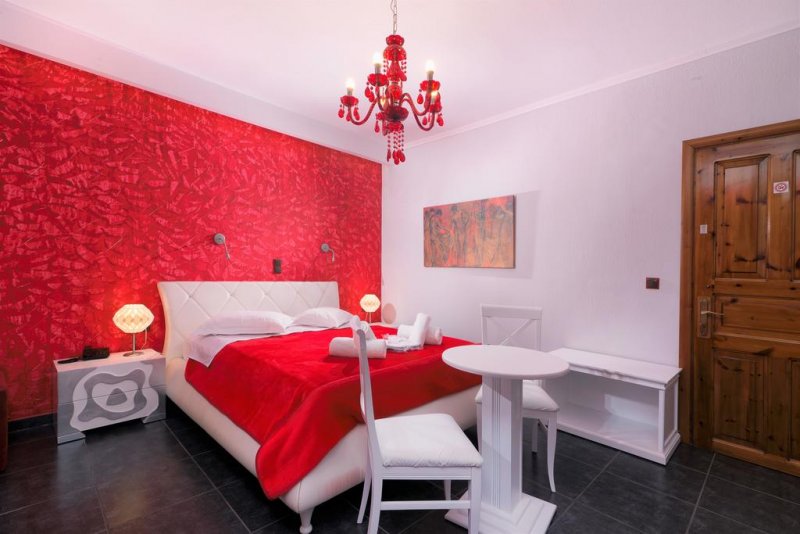 Pegasus Hotel - Снимка 1