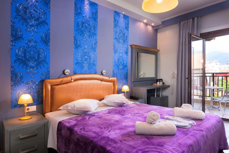 Pegasus Hotel - Снимка 1