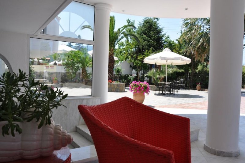 Olympion Melathron Hotel - Снимка 10