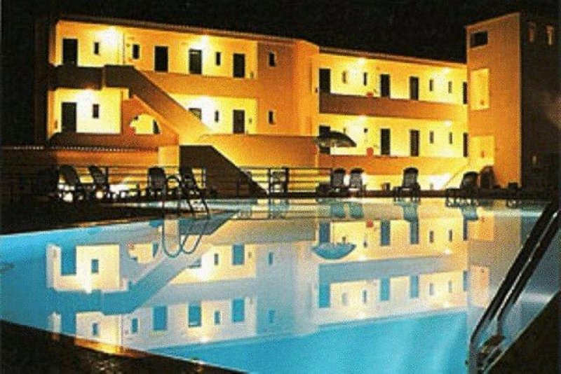 Santa Marina Hotel - Снимка 8