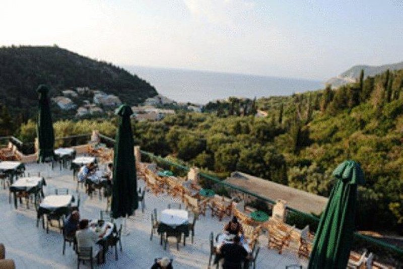 Santa Marina Hotel - Снимка 11