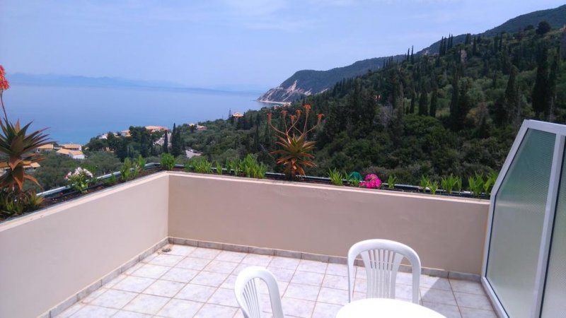 Santa Marina Hotel - Снимка 1