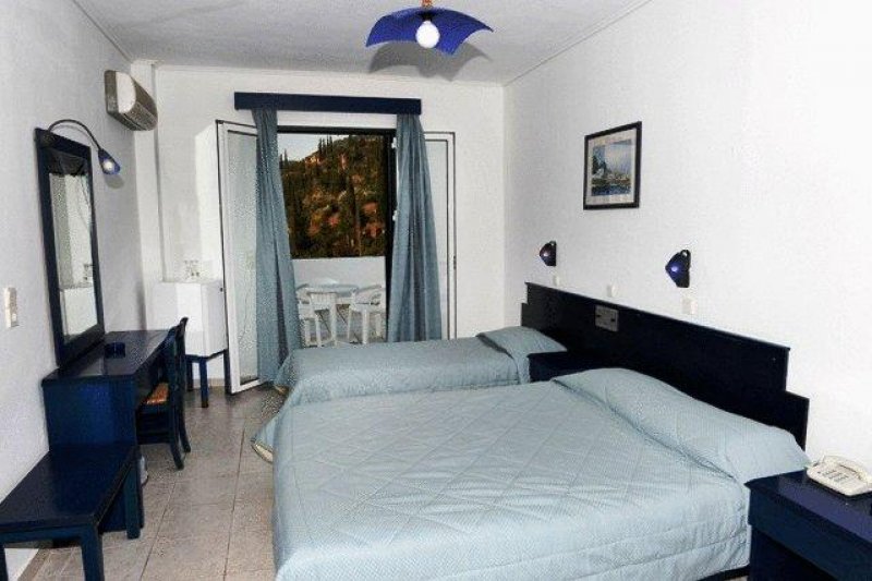 Santa Marina Hotel - Снимка 2