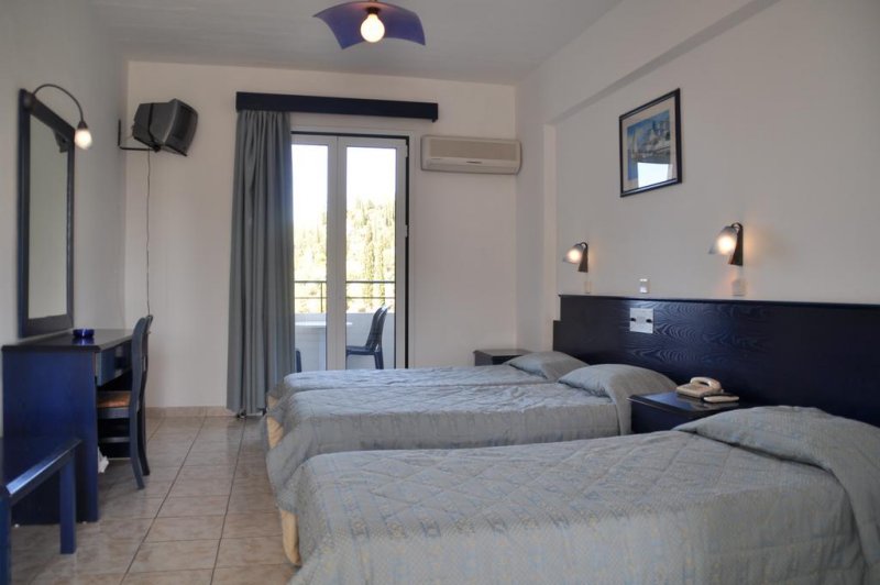 Santa Marina Hotel - Снимка 10