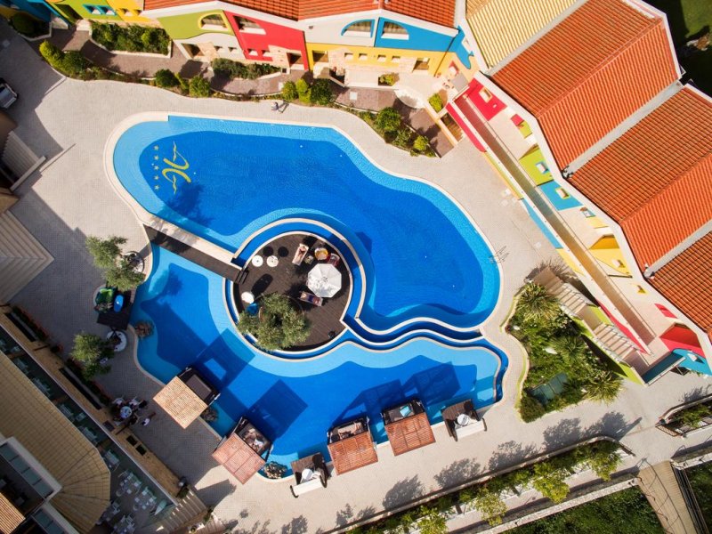 Alexandra Golden Boutique Hotel - Снимка 1