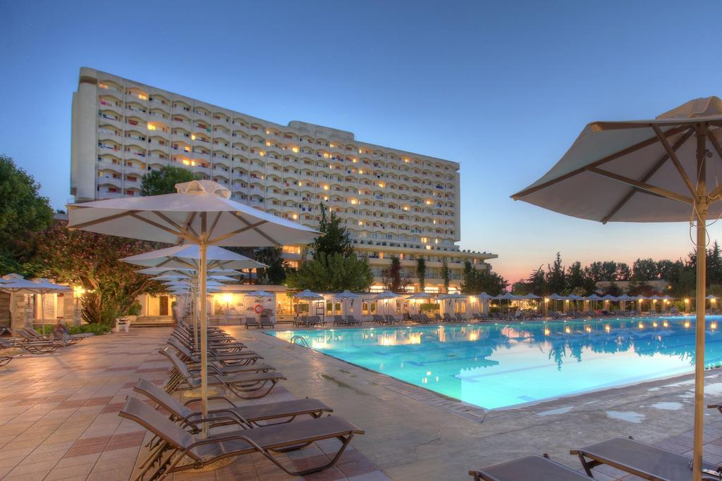 Ранни резервации: 6 нощувки със закуски и вечери в хотел Bomo Athos Palace 4*, Халкидики, Гърция през Юни! - Снимка 