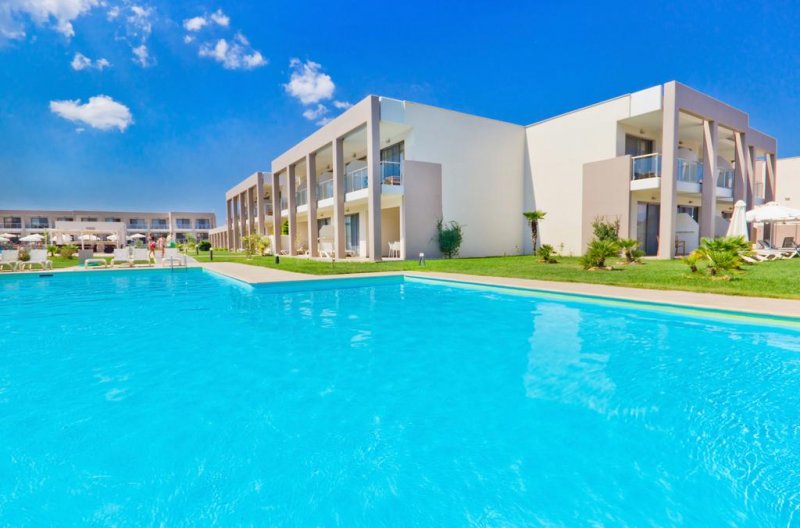 ALEA Hotel & Suites - Снимка 10