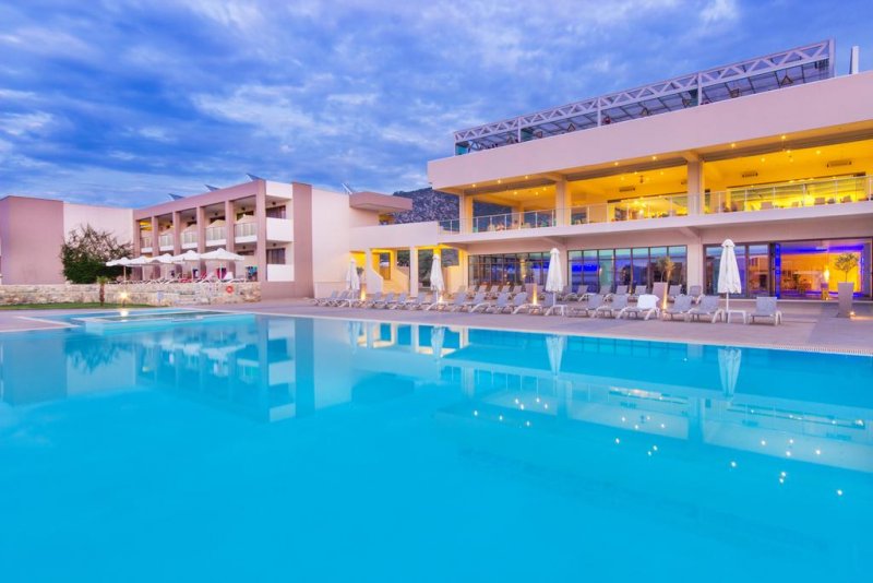 ALEA Hotel & Suites - Снимка 1