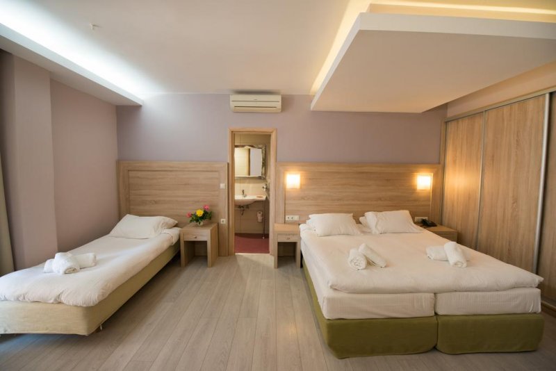 Hotel Lefkas - Снимка 4