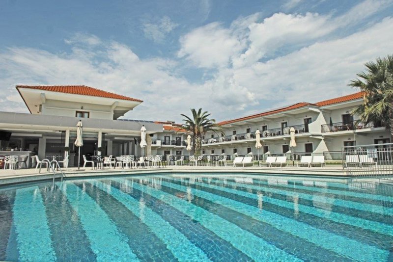 Aristotelis Hotel - Снимка 1