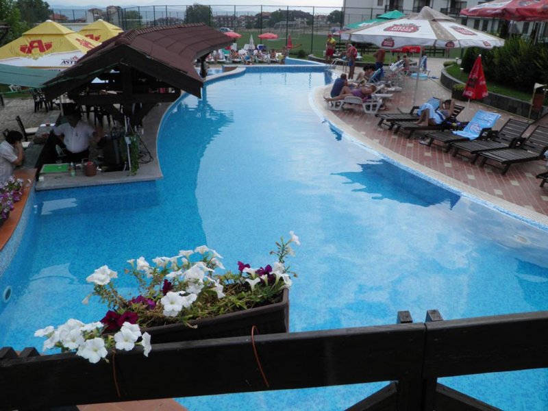 Белведере Холидей Клуб - Снимка 2