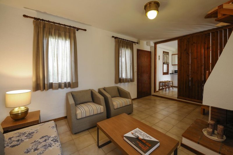 Trikorfo Beach - Снимка 11