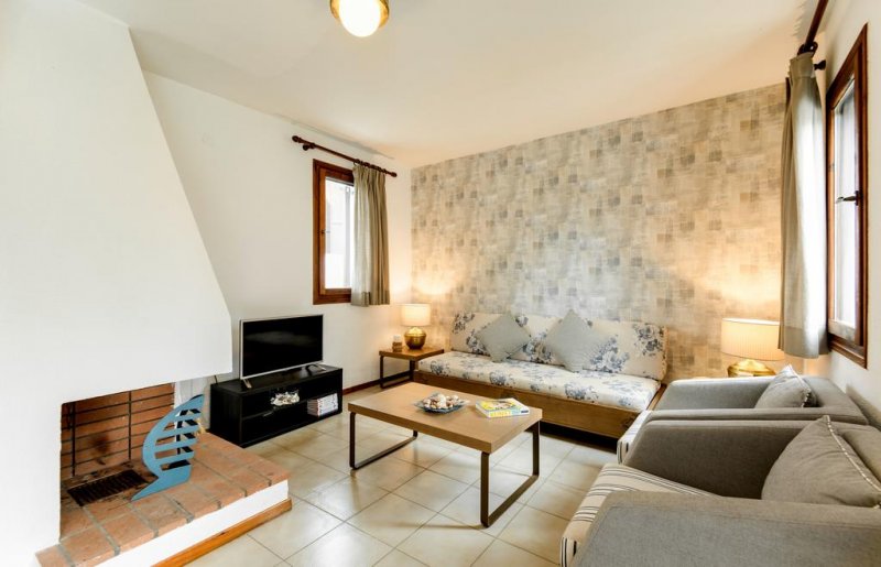 Trikorfo Beach - Снимка 7