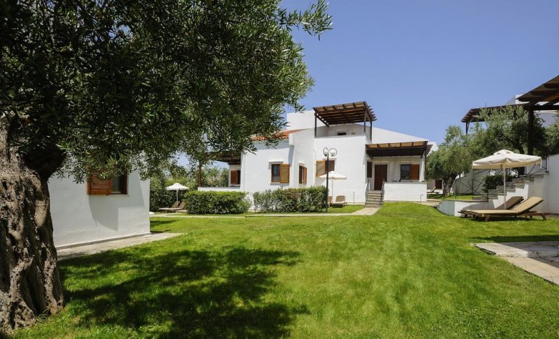 Trikorfo Beach - Снимка 10