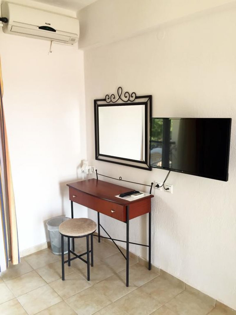 Loxandra Studios - Снимка 4