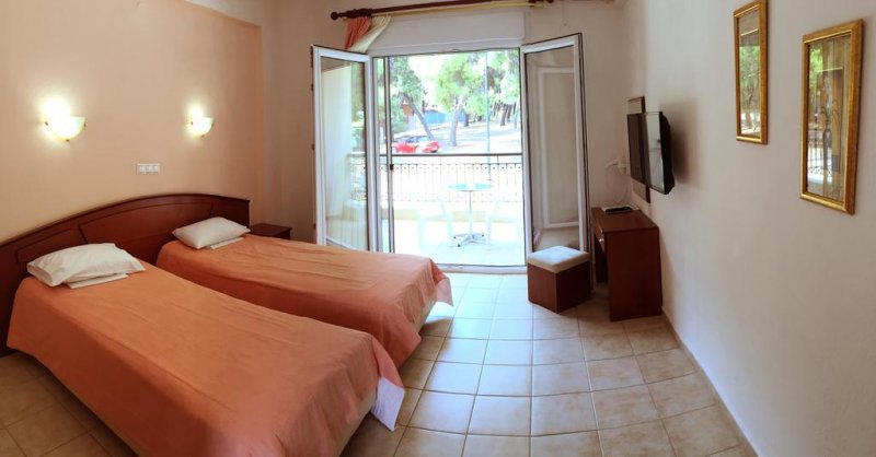 Loxandra Studios - Снимка 1