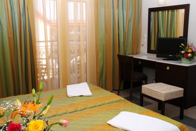 Majestic Hotel & Spa - Снимка 5