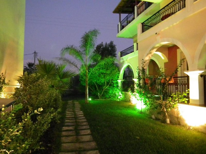 Majestic Hotel & Spa - Снимка 7