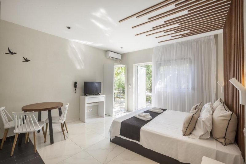 Avatel Eco Lodge - Снимка 1