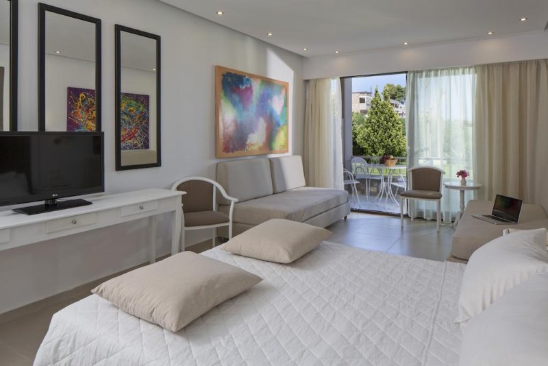 Kassandra Bay Resort - Снимка 2