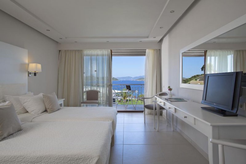 Kassandra Bay Resort - Снимка 3