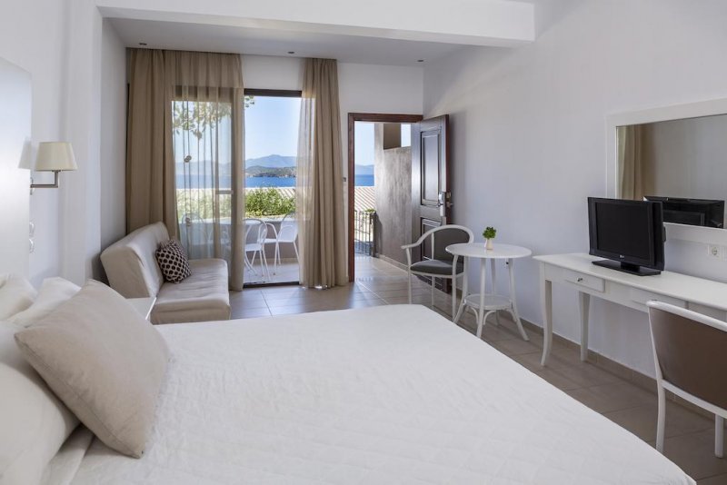 Kassandra Bay Resort - Снимка 3