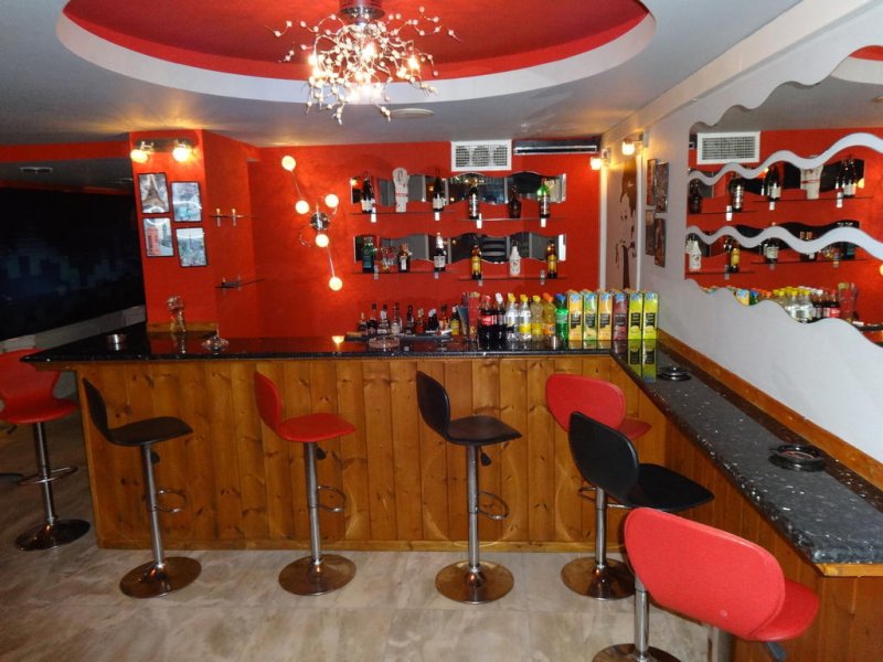 Kazaviti Hotel & Apartments - Снимка 1