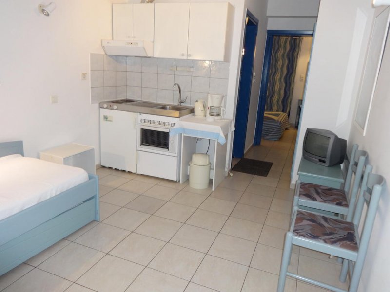 Kazaviti Hotel & Apartments - Снимка 3