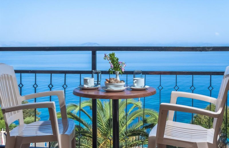 Belvedere Hotel - Снимка 3