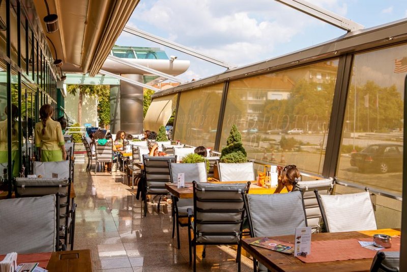 Хотел Дипломат Плаза - Снимка 2