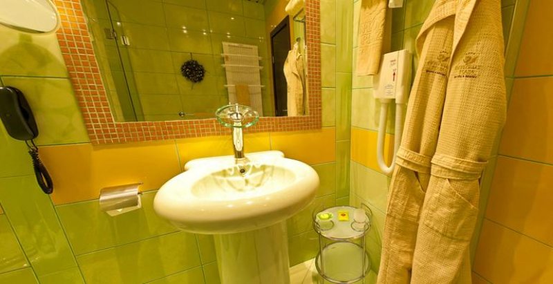 Хотел Дипломат Плаза - Снимка 8