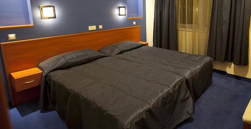 Хотел Дипломат Плаза - Снимка 11