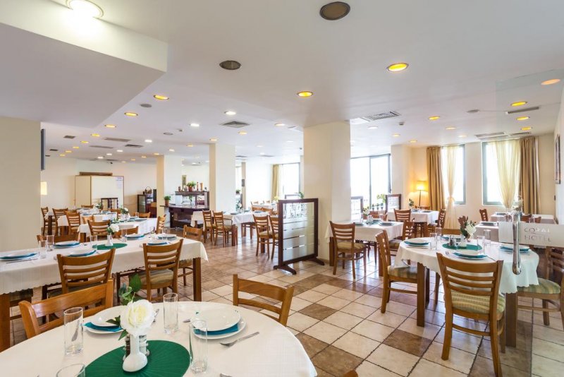 Хотел Корал - Снимка 1