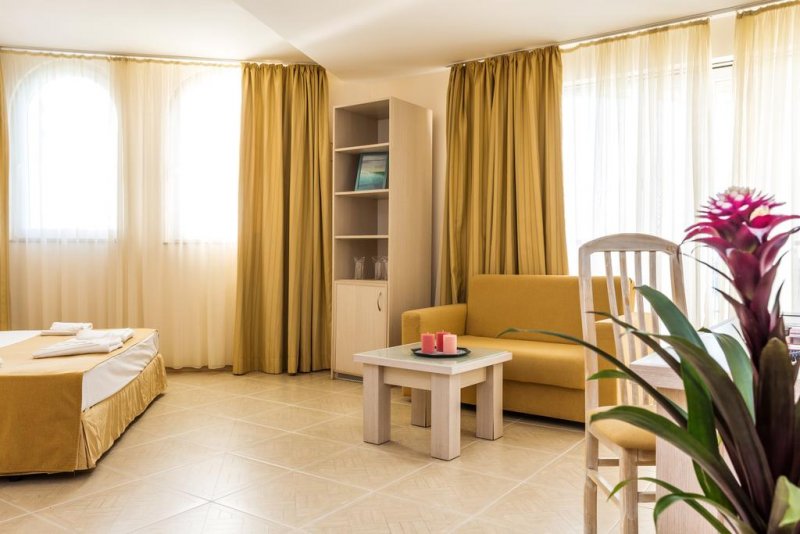 Хотел Корал - Снимка 9