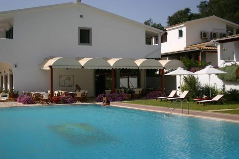 Paradise Inn Hotel - Снимка 10