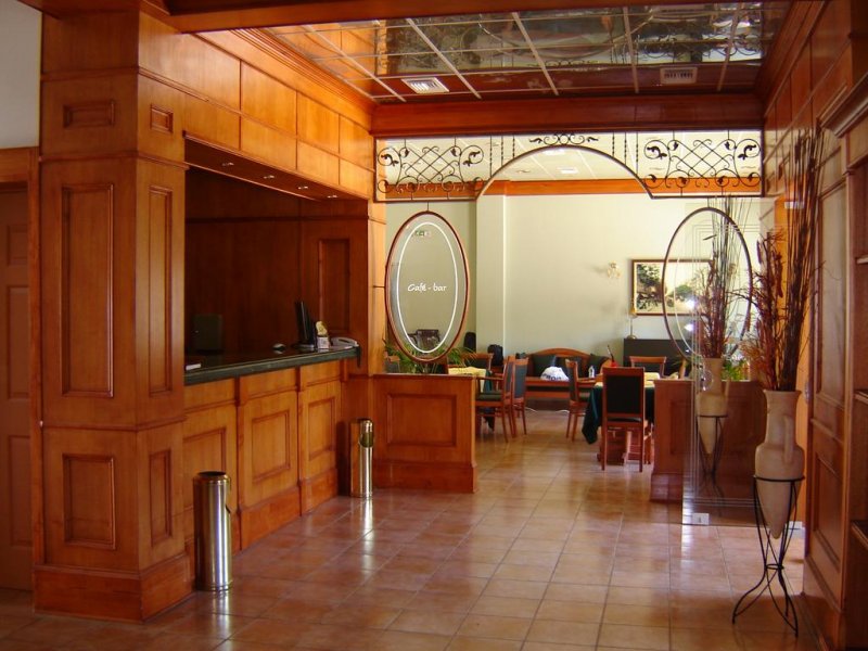 Paradise Inn Hotel - Снимка 9
