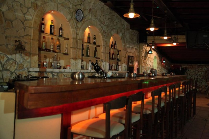 Paradise Inn Hotel - Снимка 2