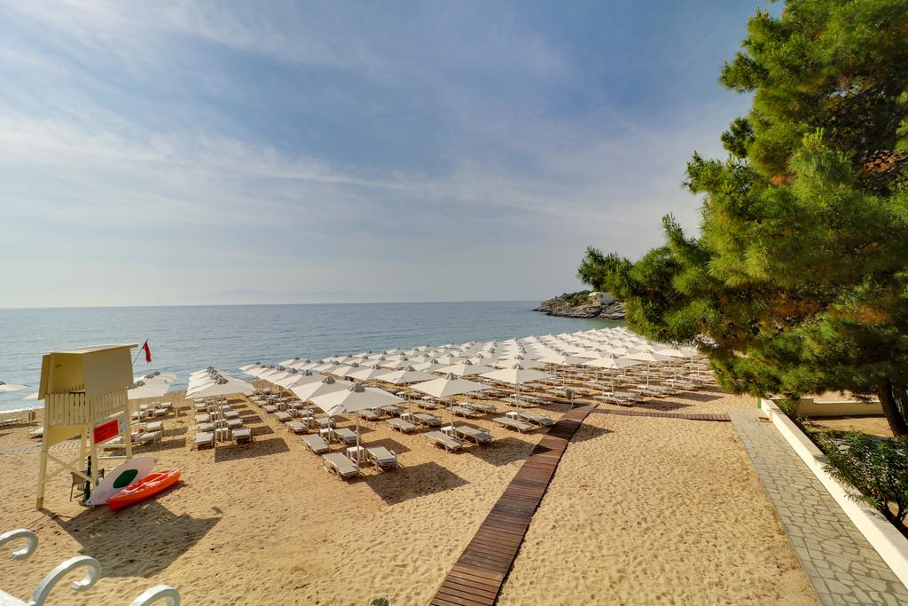 3 нощувки, Ultra All Inclusive в хотел Bomo Tosca Beach 4*, Кавала, Гърция през Август и Септември! Дете до 11.99г. - безплатно! - Снимка 32