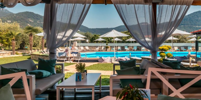 Korina Hotel - Снимка 0