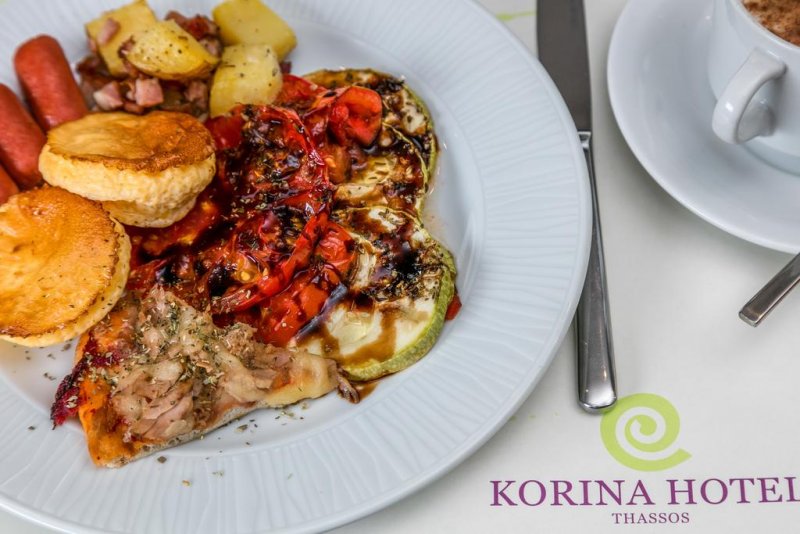 Korina Hotel - Снимка 10