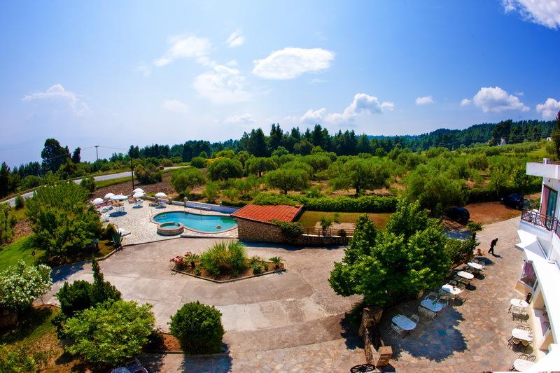 Pashos Hotel - Снимка 0